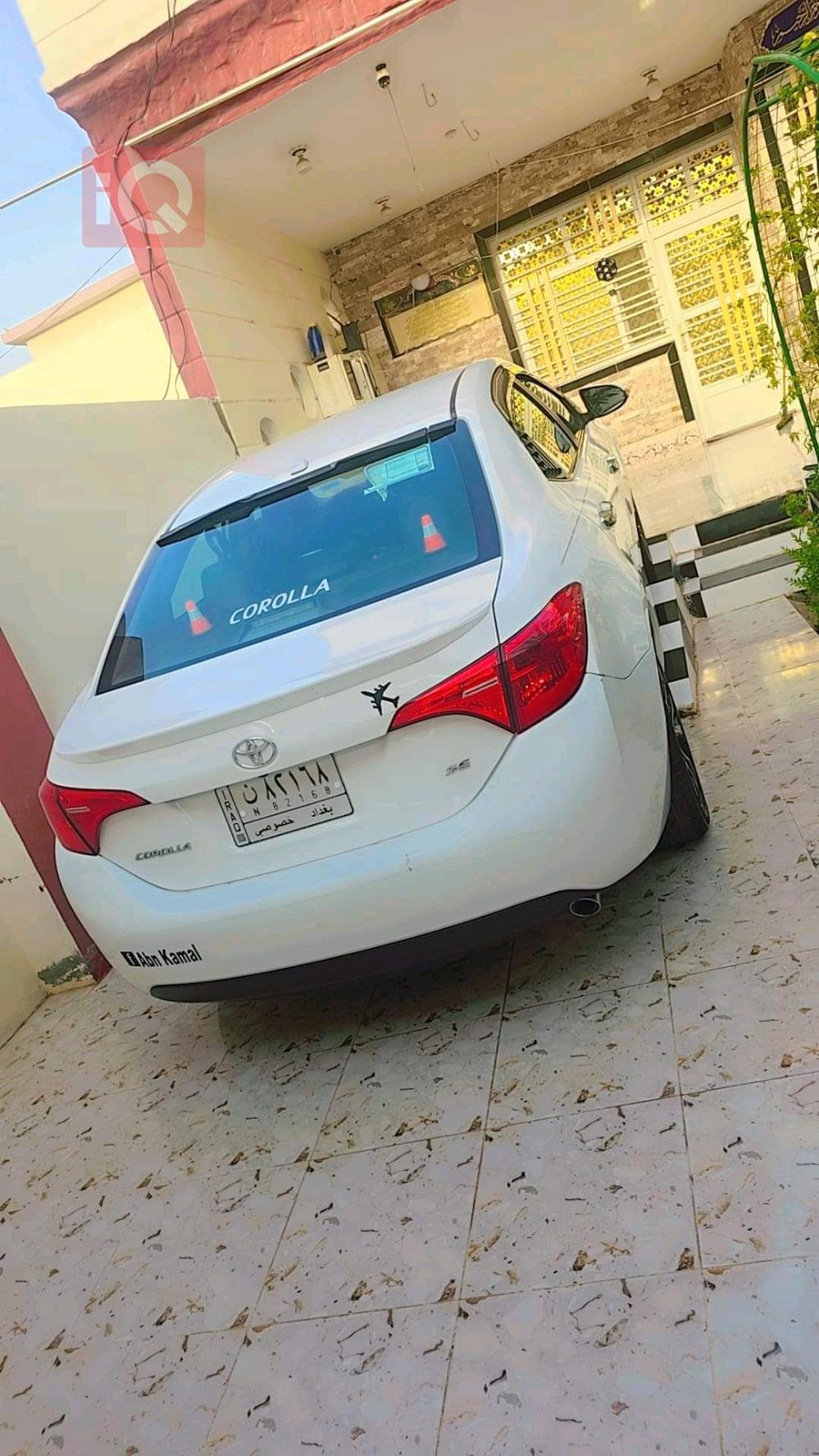 تۆیۆتا کۆرۆلا